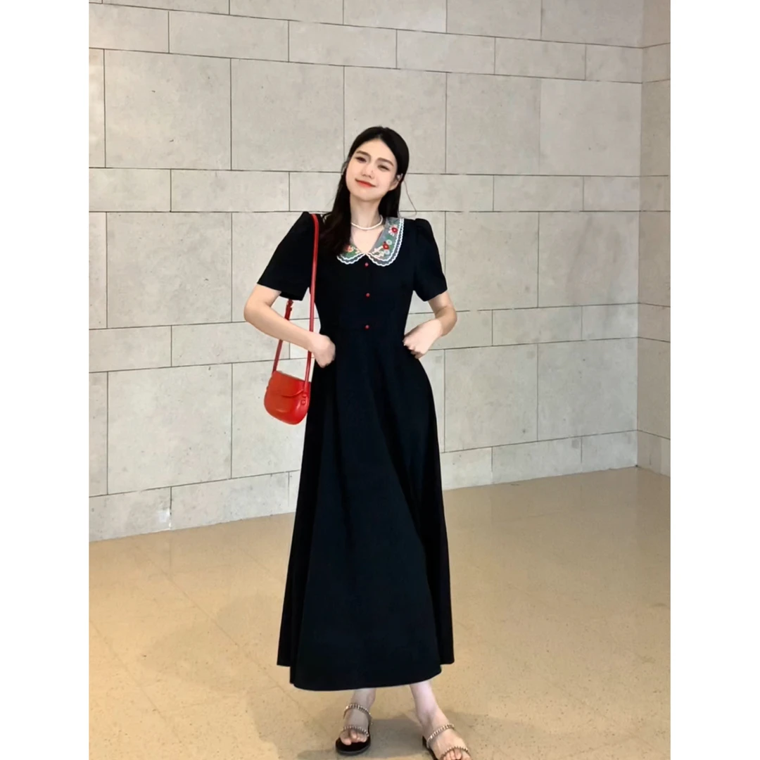 【 花卉半夏】高个子夏季复古宽松刺绣娃娃领短袖小黑裙JY412