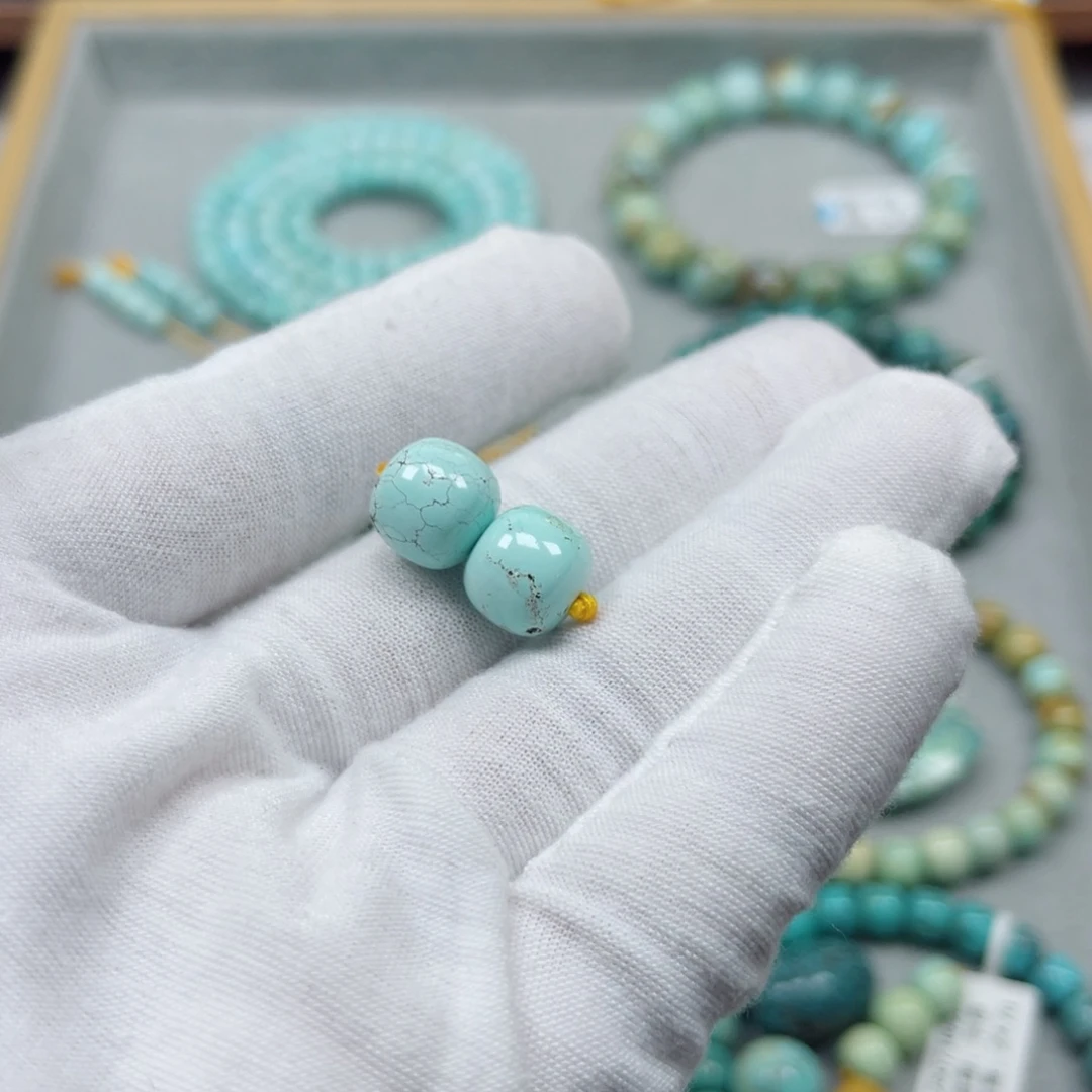 绿松石未镶嵌挂件