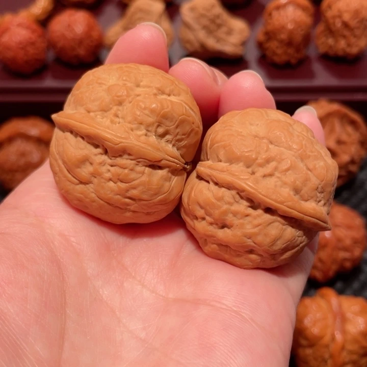 把件文玩核桃玉金蟾