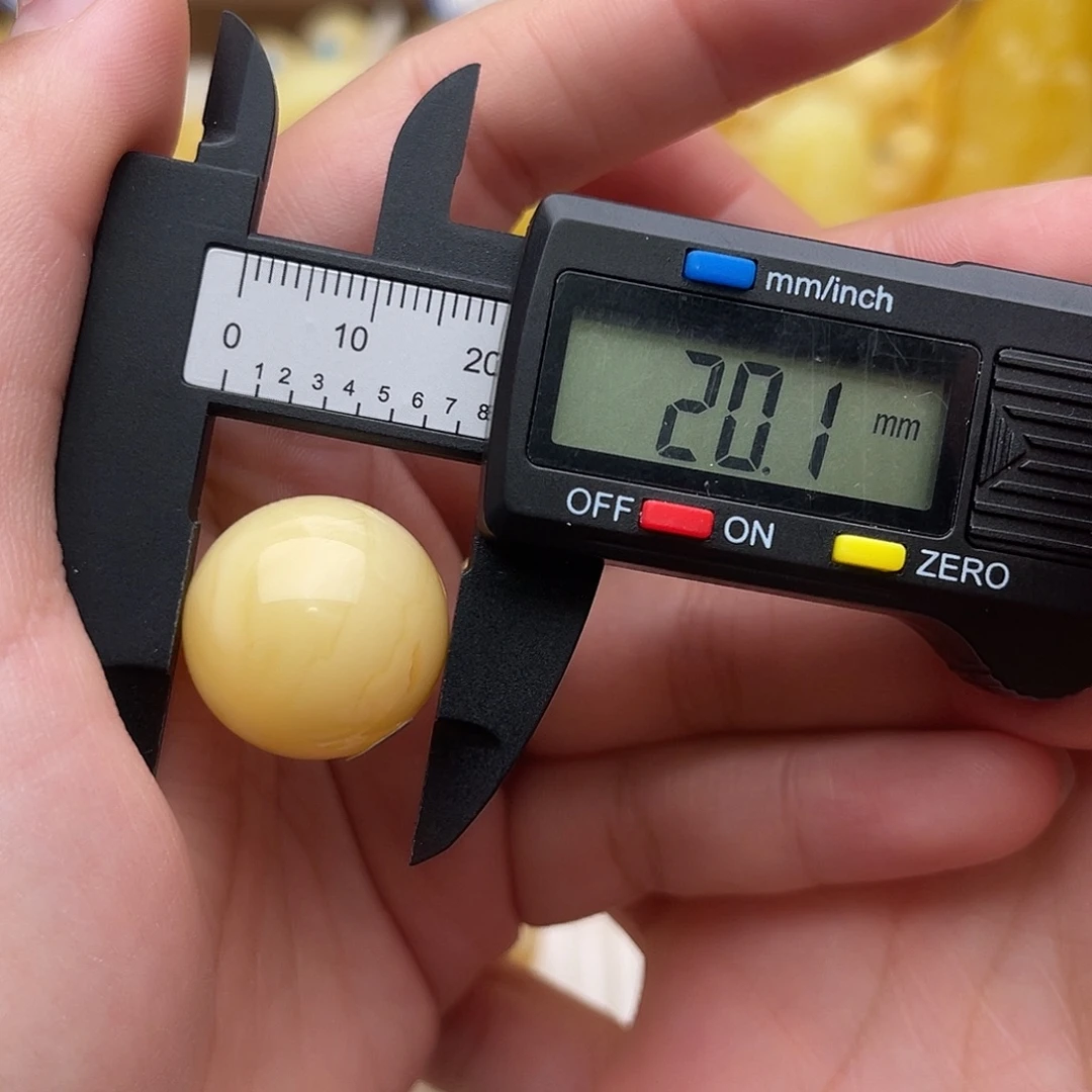 琥珀未镶嵌裸石蜜蜡圆珠梦