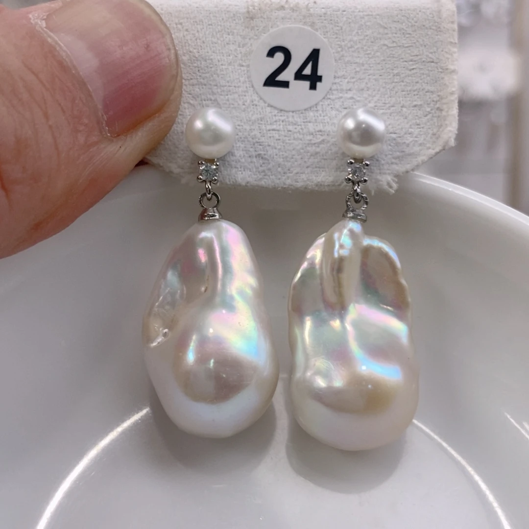 颈饰未镶嵌淡水珍珠