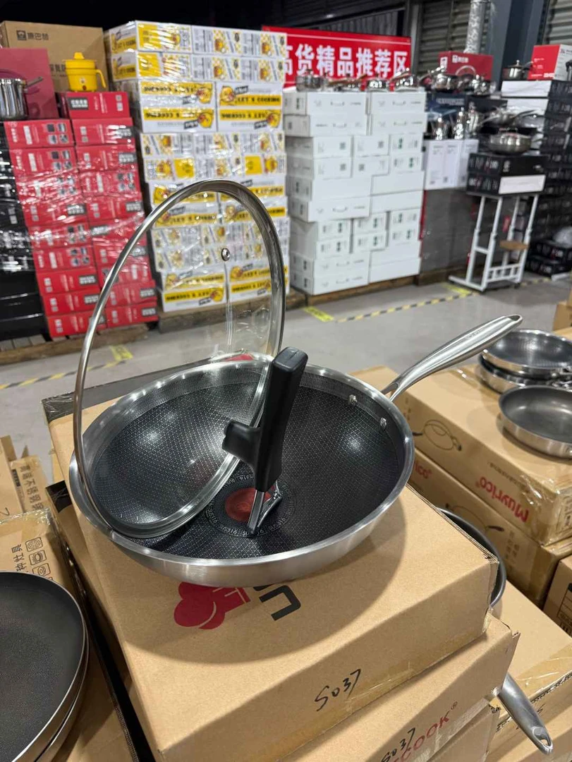 品牌尾单 316不锈钢不粘炒锅 内径30cm 微微瑕