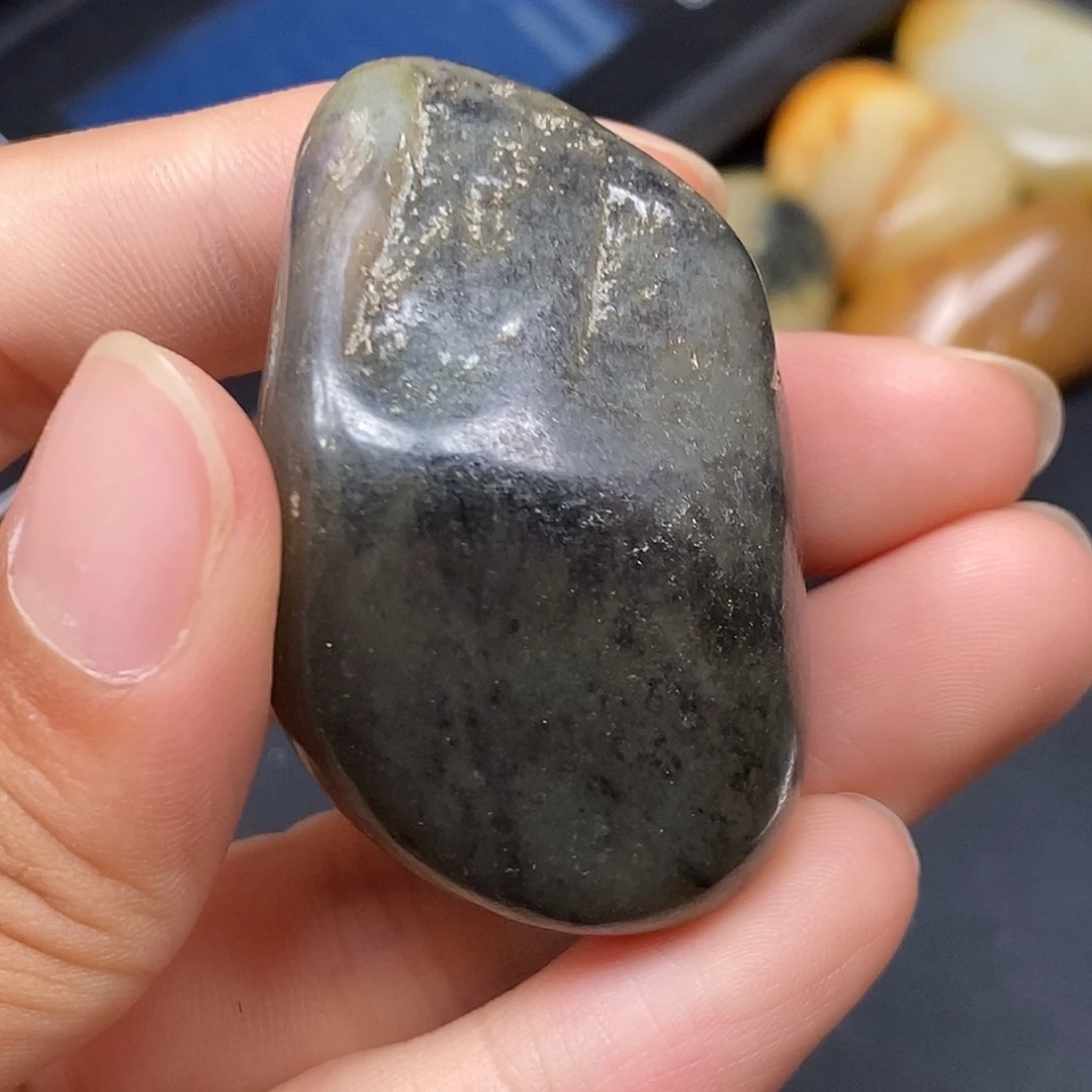 和田玉（糖玉）未镶嵌挂件