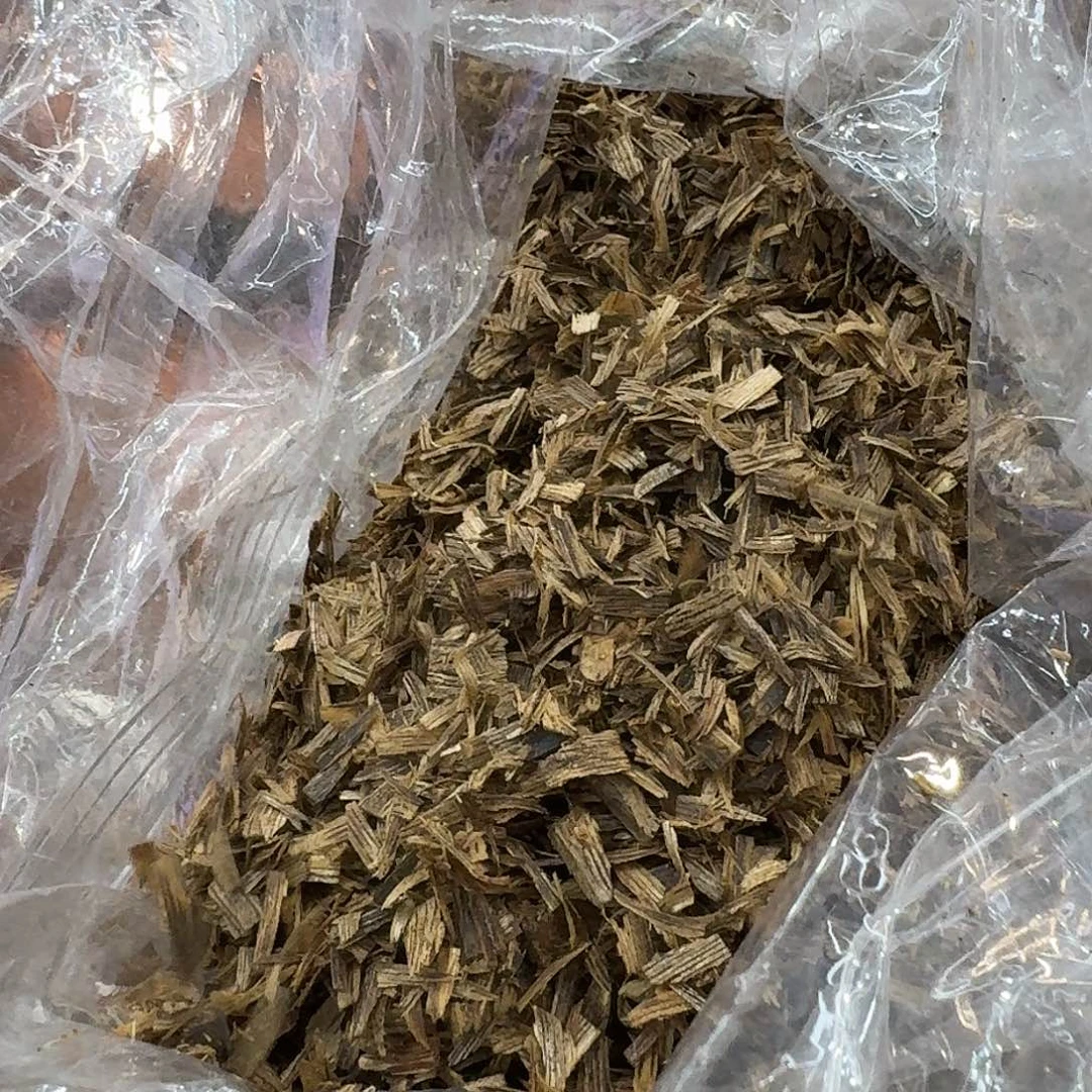 沉香碎屑沉香乌身白棋树心油勾丝料50克