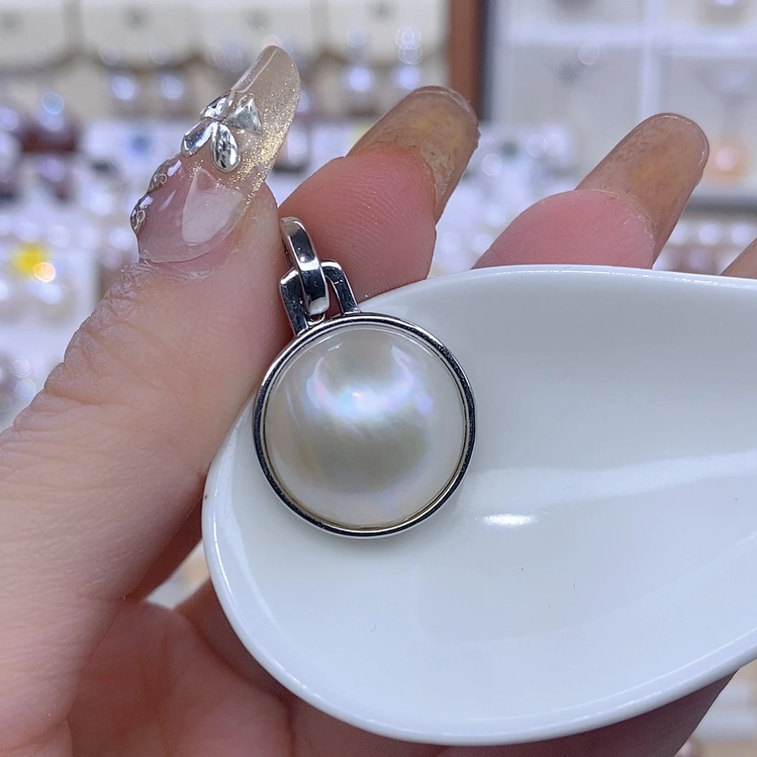 淡水珍珠颈饰合金