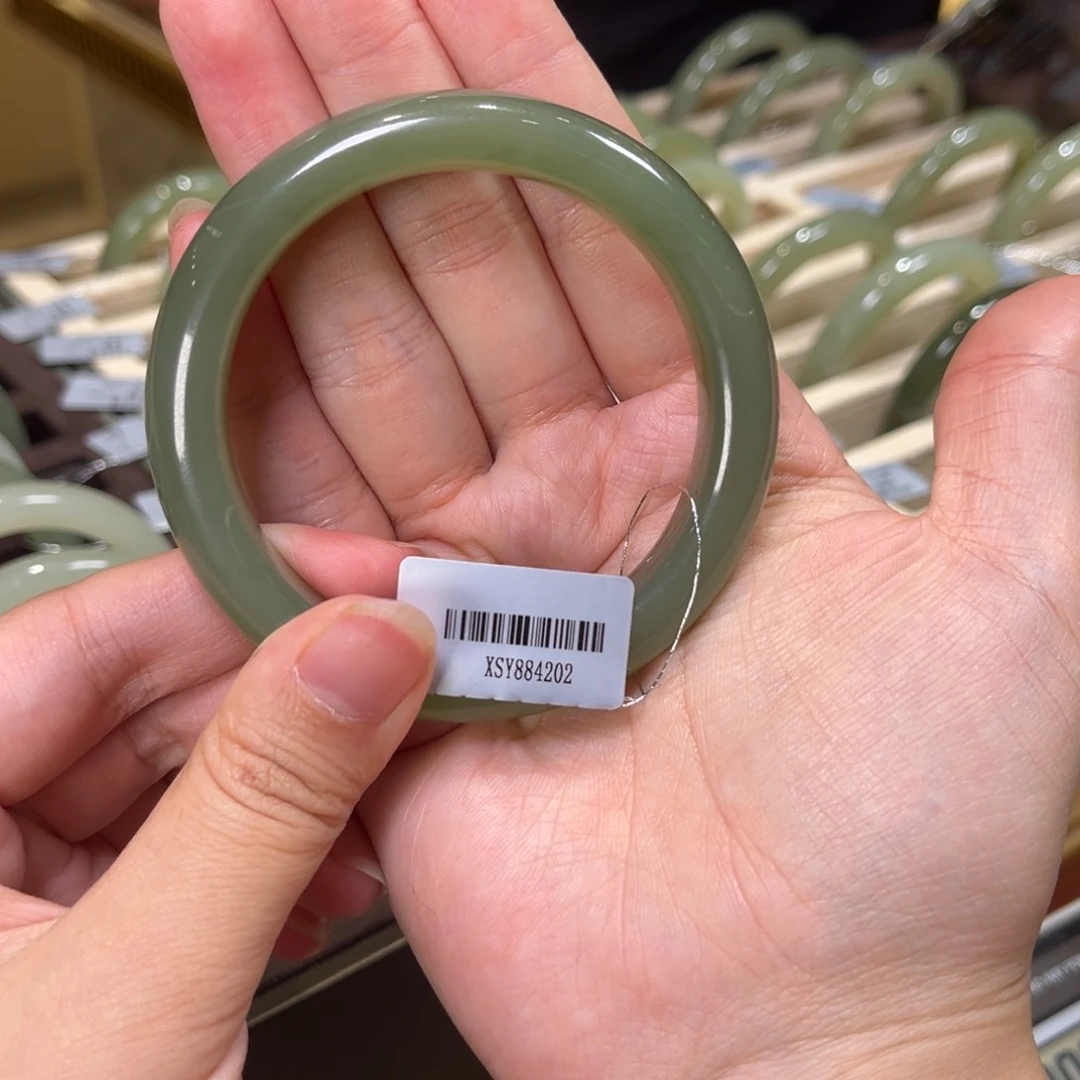 和田玉手镯未镶嵌57.7