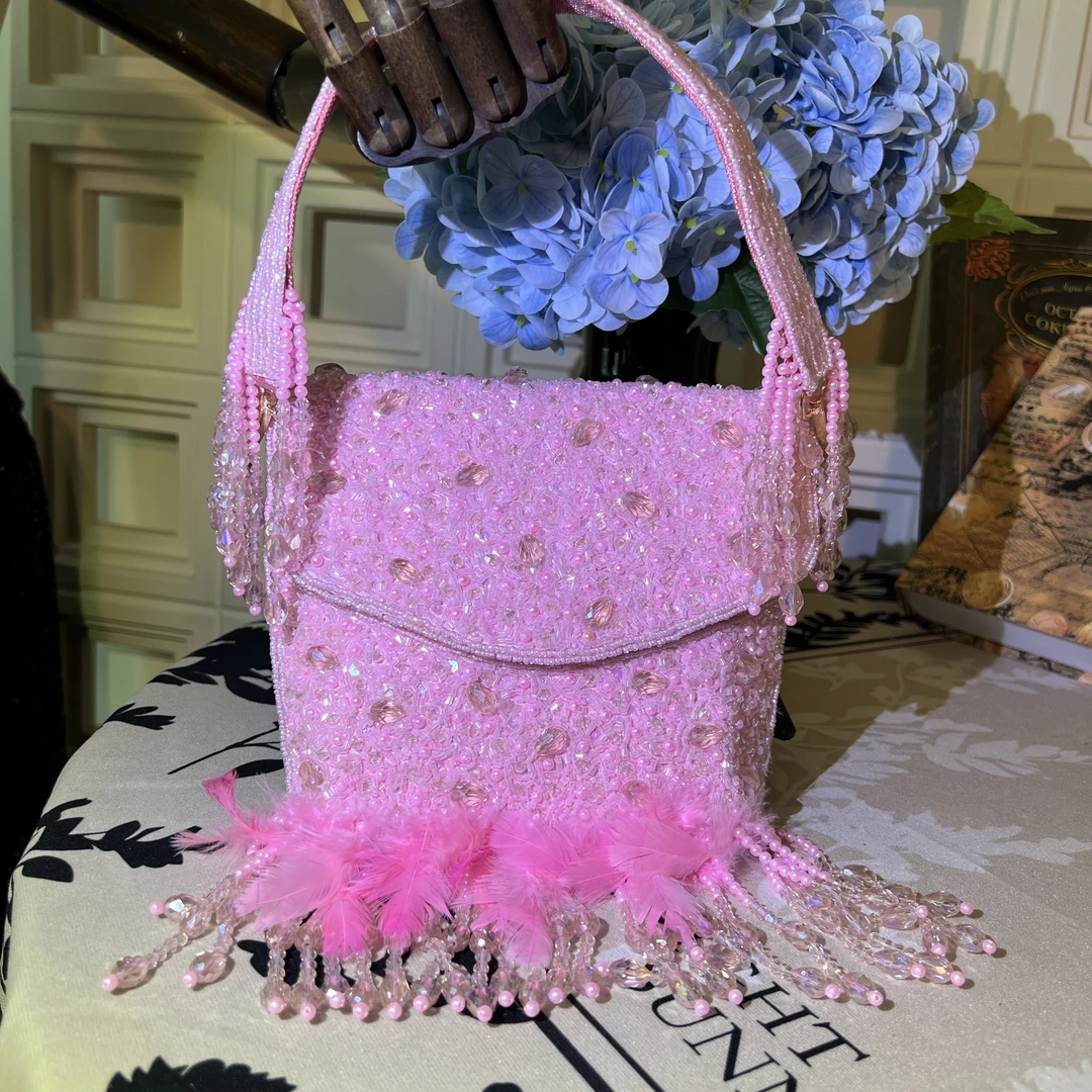 夏季新款手工串珠包时尚百搭手提包精致粉红斜挎包腋下晚宴包
