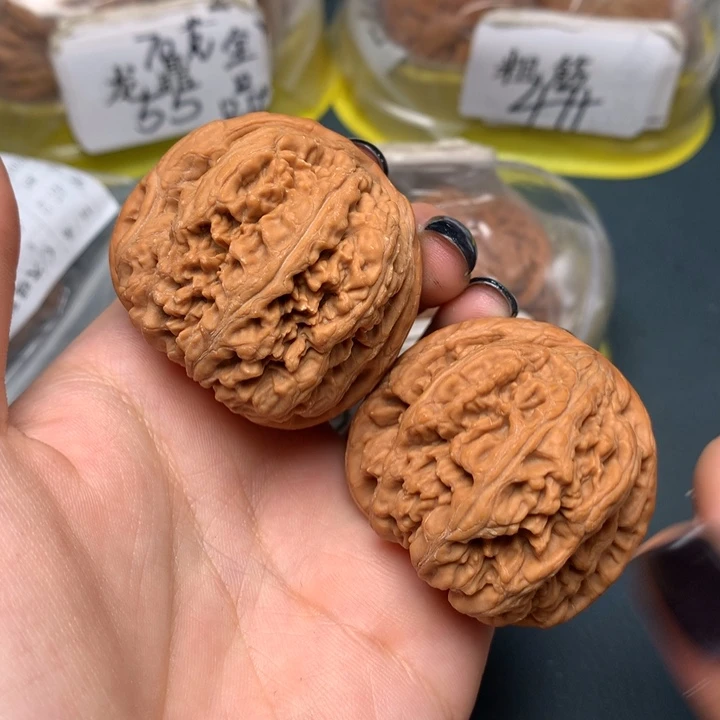 文玩核桃把件42-30070-0