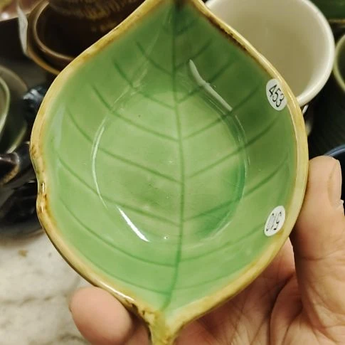 瓷片瓷器，各种摆件，瓷片，