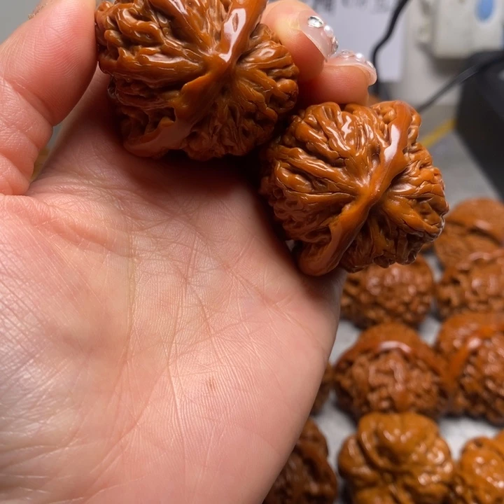 泰***帘大叶紫檀（黑酸枝木类）