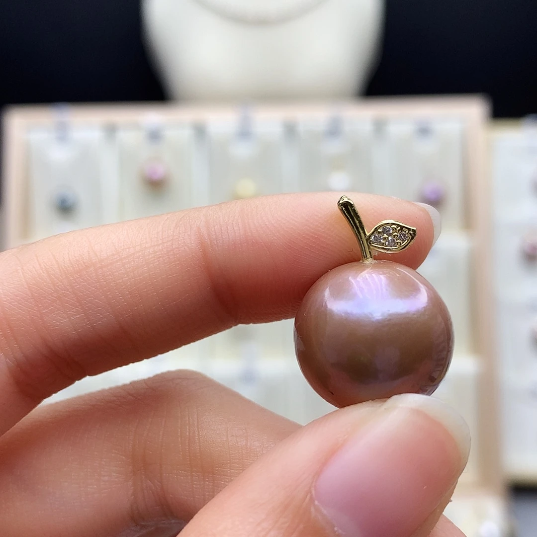 淡水珍珠合金颈饰