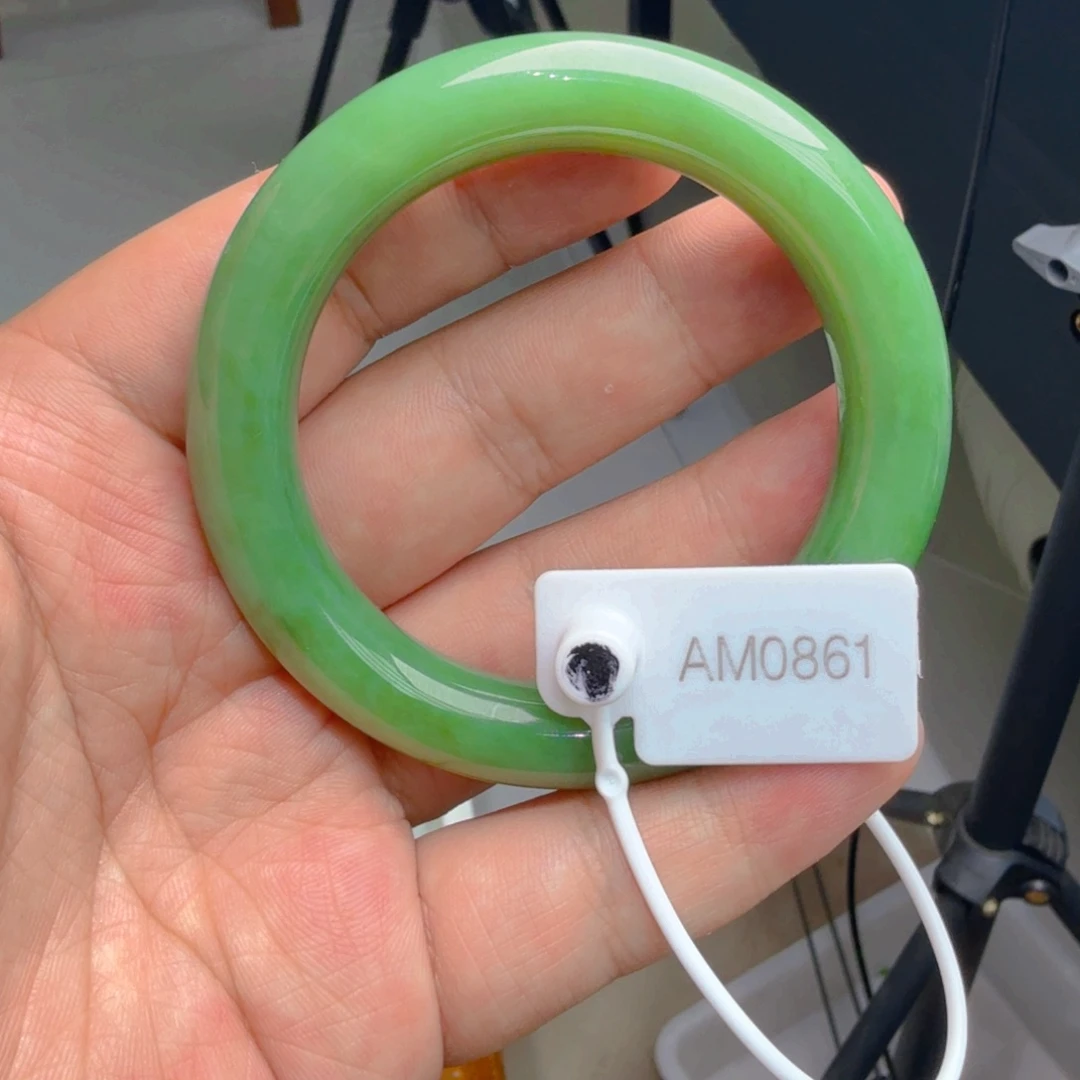 和田玉（碧玉）手镯未镶嵌55.5