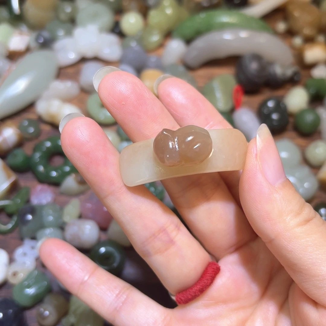 和田玉未镶嵌珠宝半成品