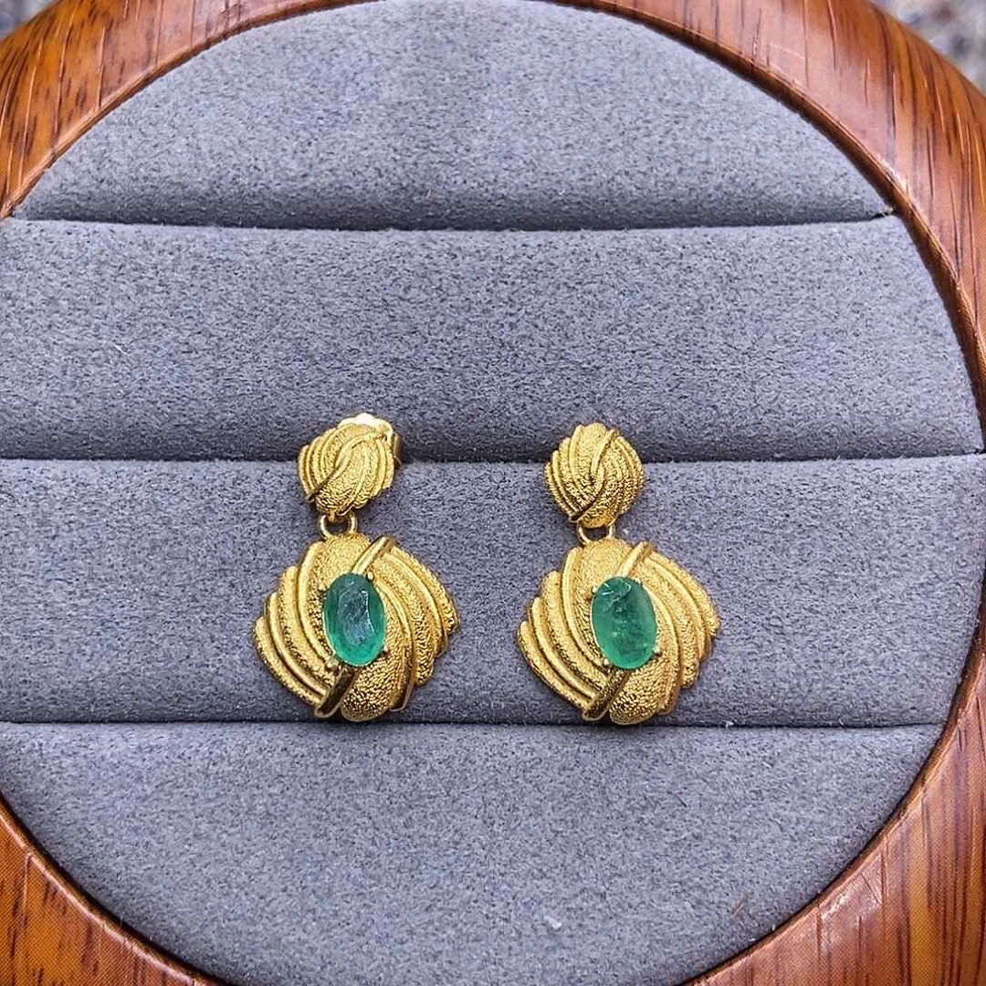 祖母绿耳饰银S925镶嵌