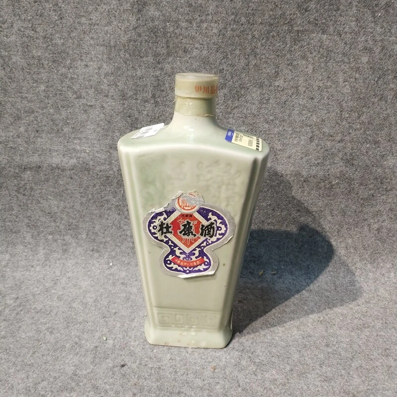 80年代瓷瓶杜康酒500ml52度-M25IS008986-02