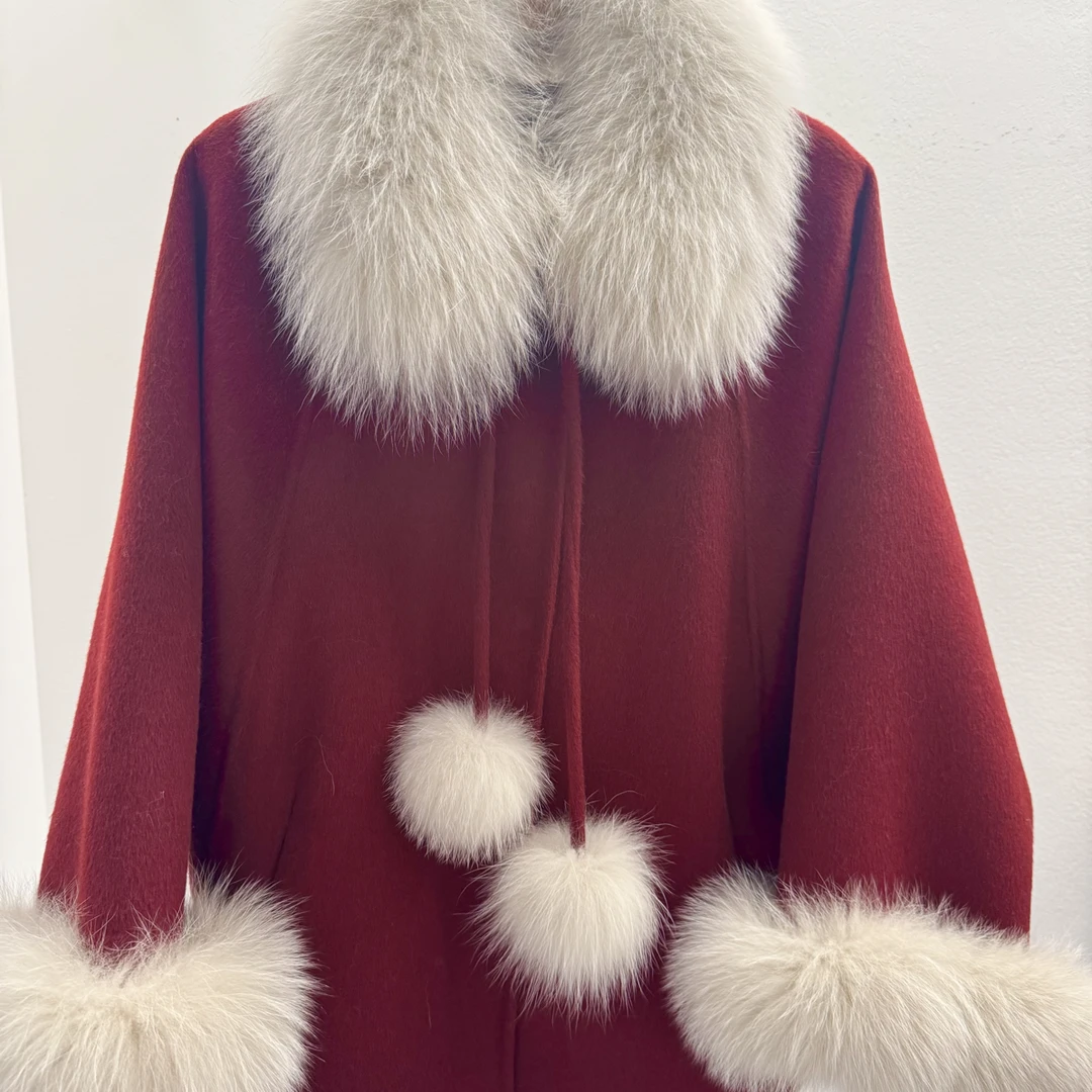 韩系高级感红色斗篷羊毛外套女真毛气质显瘦中长款新年大衣