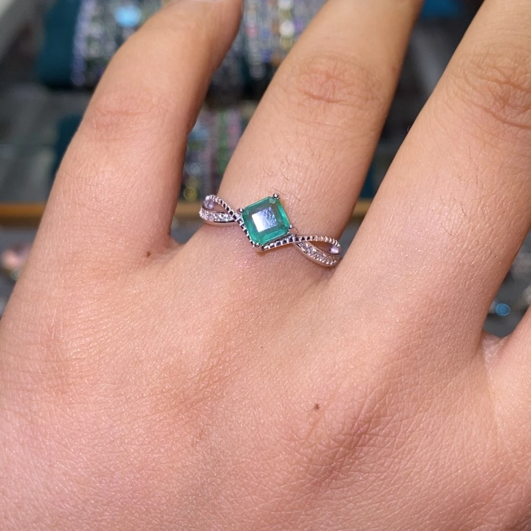 祖母绿戒指银S925镶嵌