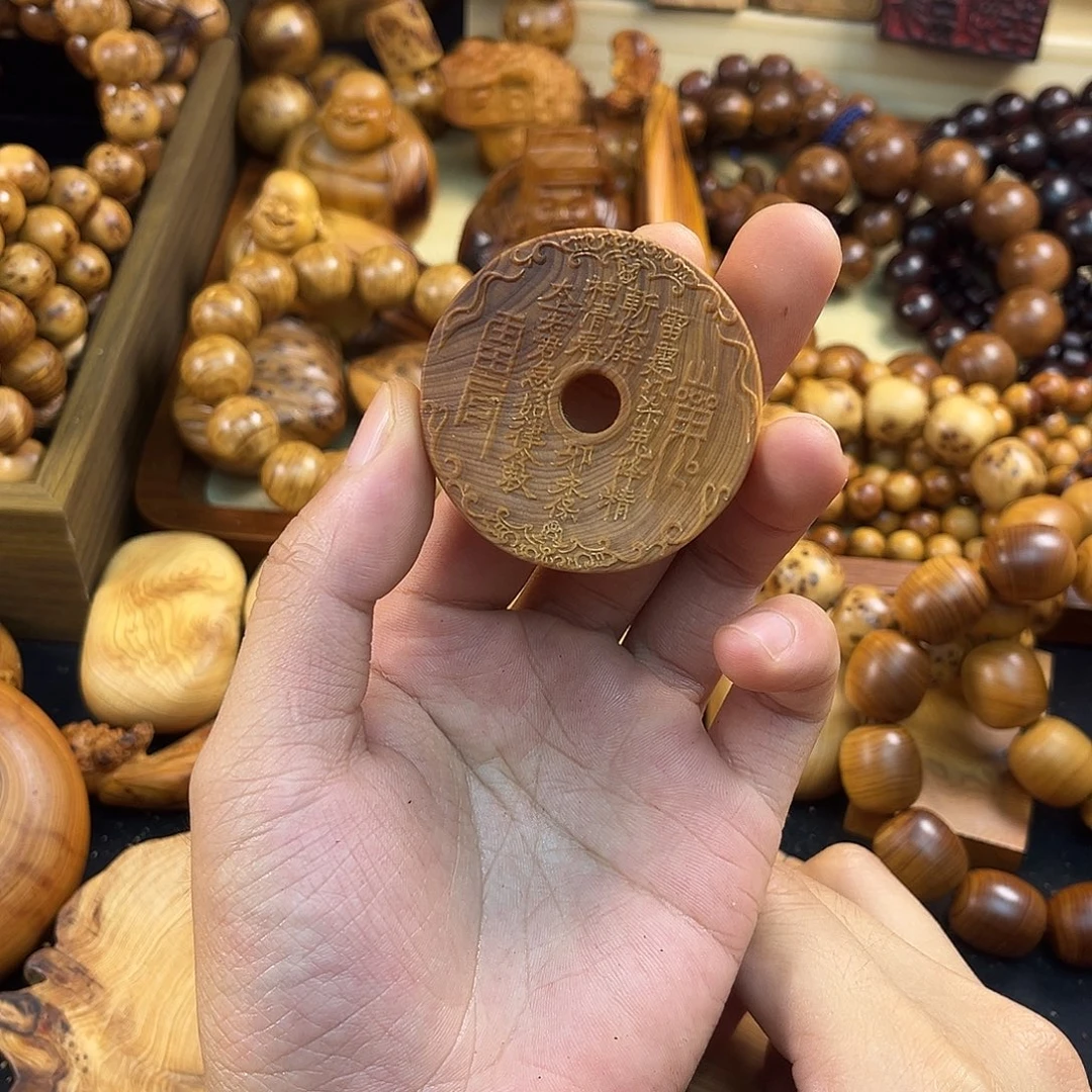 柏木（崖柏）把件黑油山鬼
