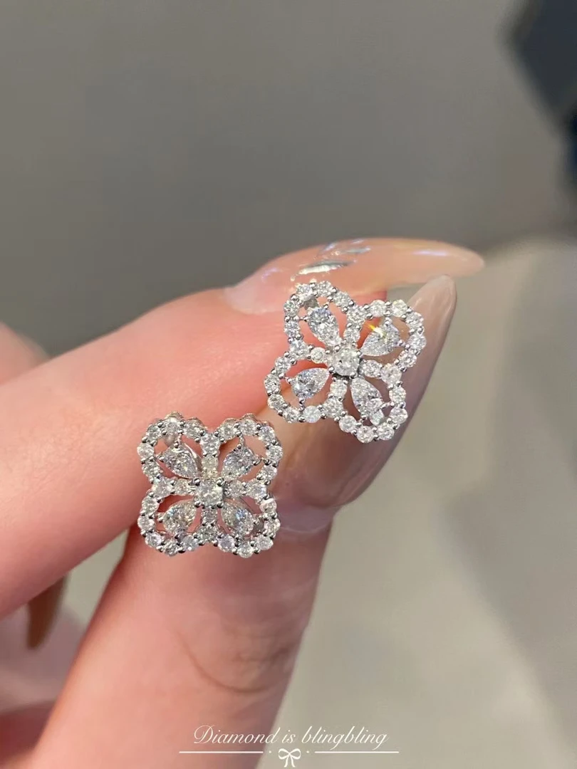 18k金镶嵌钻石86分满钻四叶花花loop耳钉一对XNF