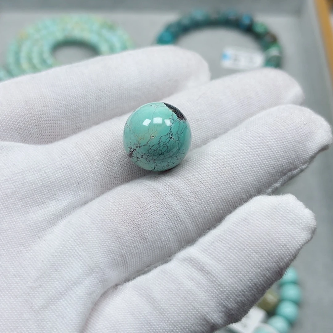 绿松石未镶嵌挂件