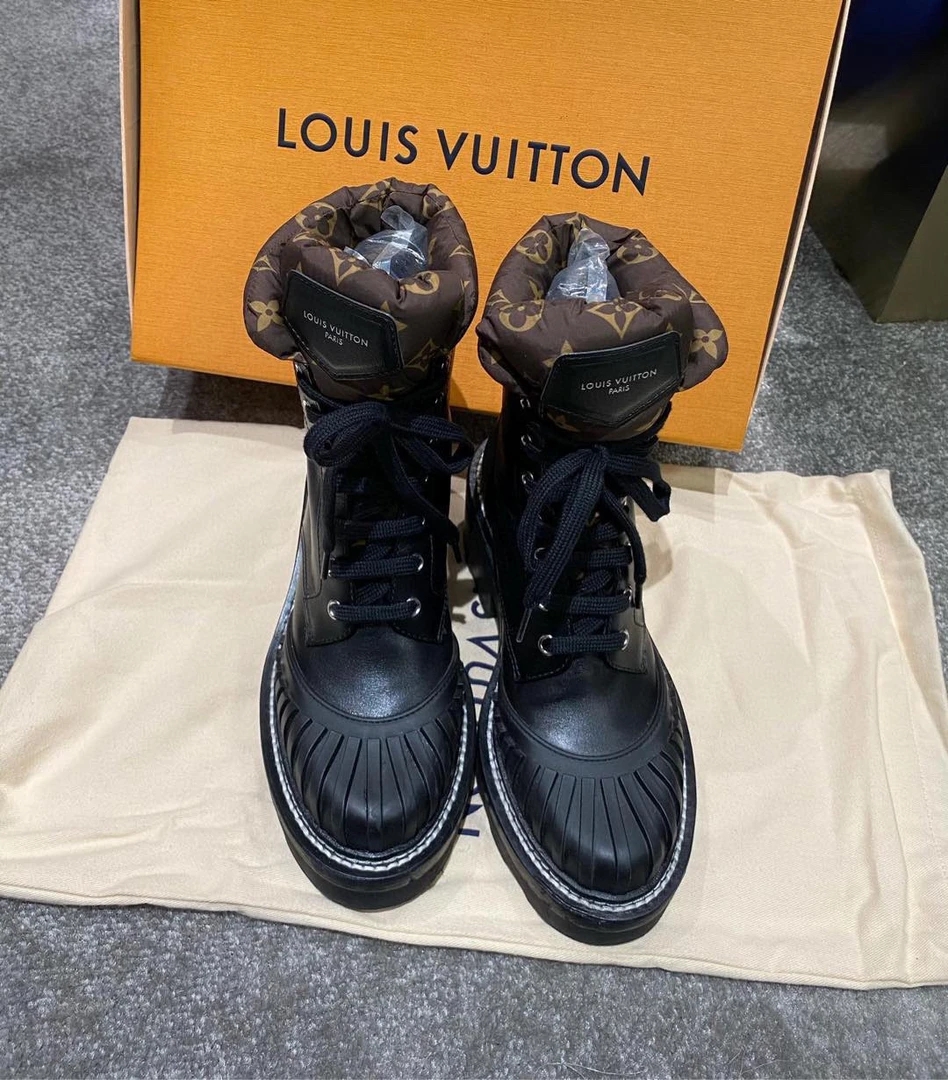 99新 LouisVuitton/路易威登 LV黑色中筒靴/鞋码36