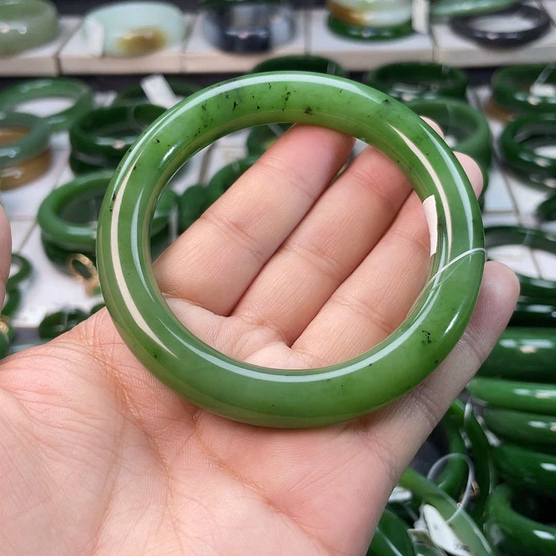 和田玉（碧玉）手镯未镶嵌