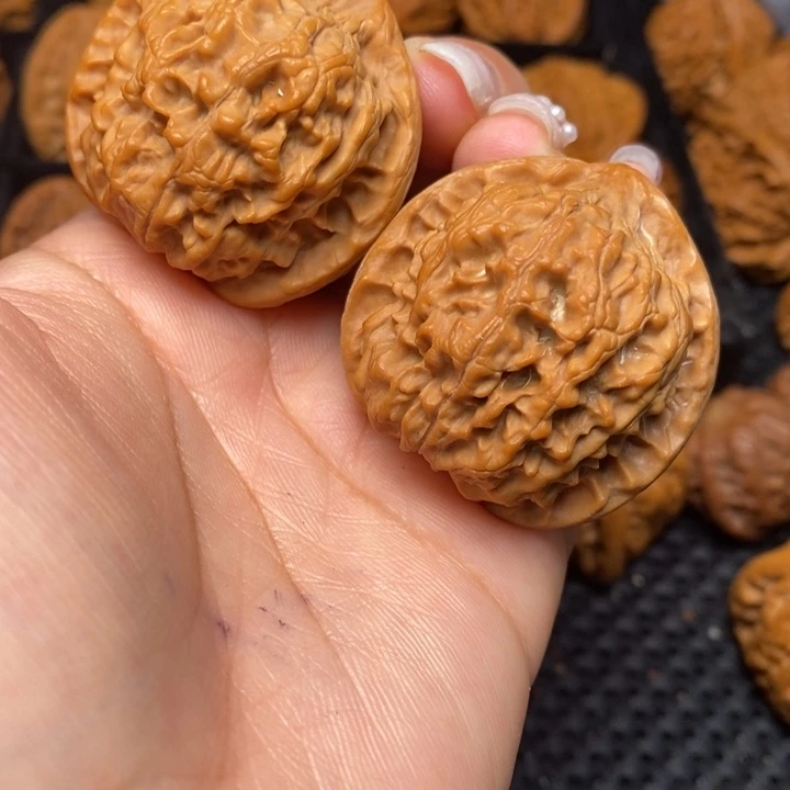 吊坠文玩核桃秦岭野生35