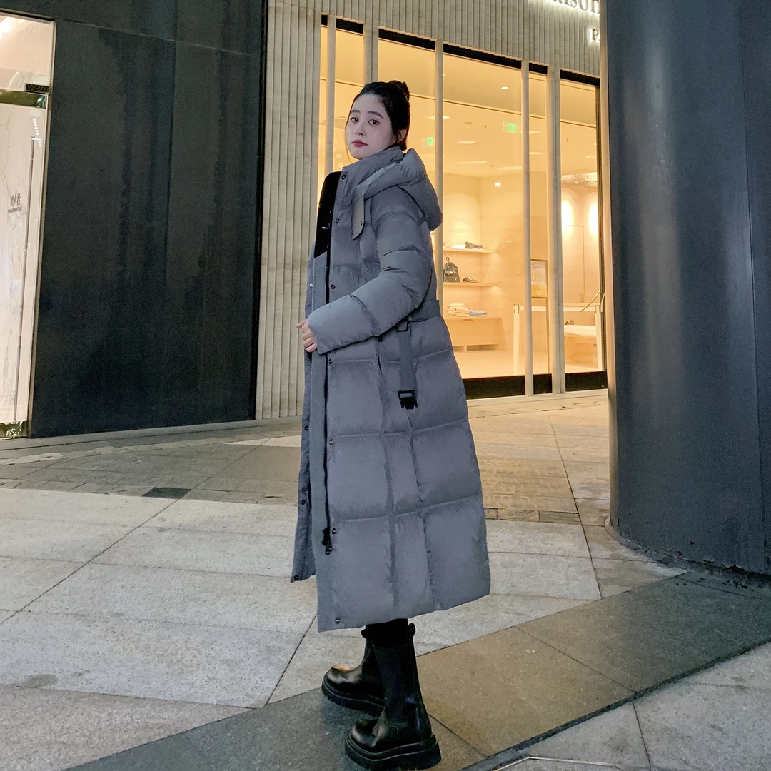 灰色羽绒服女长款2025冬季新款收腰显瘦加厚保暖气质时尚极寒外套