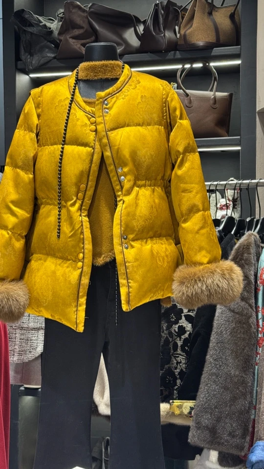 厚拉家209-399女装这里下单