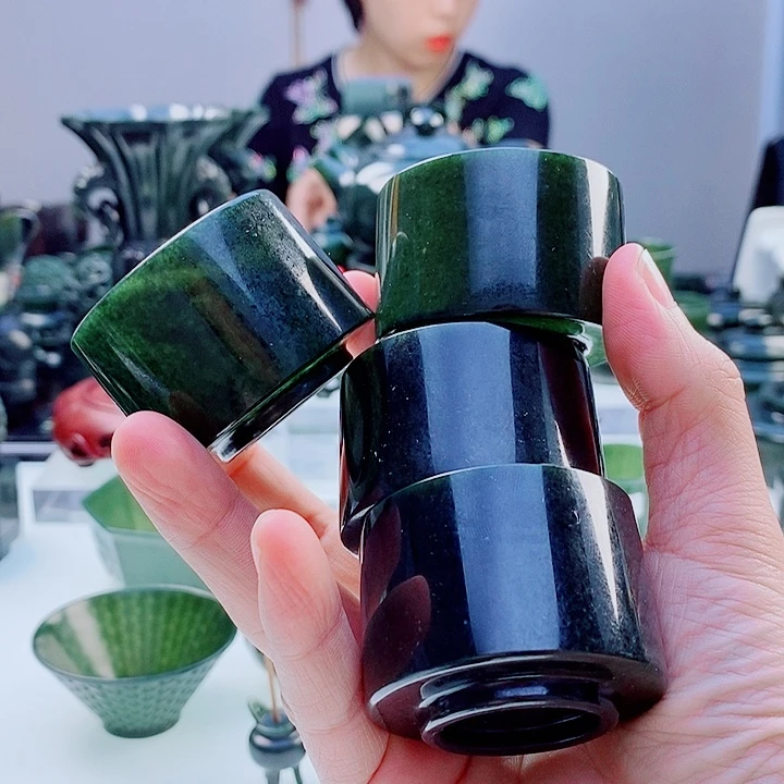 湖***蛙未镶嵌和田玉（青玉）把件