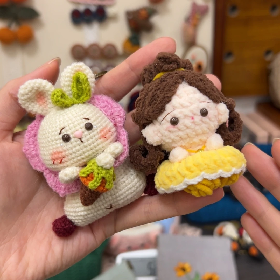 毛绒钩织刺绣手工包包玩偶居家用品