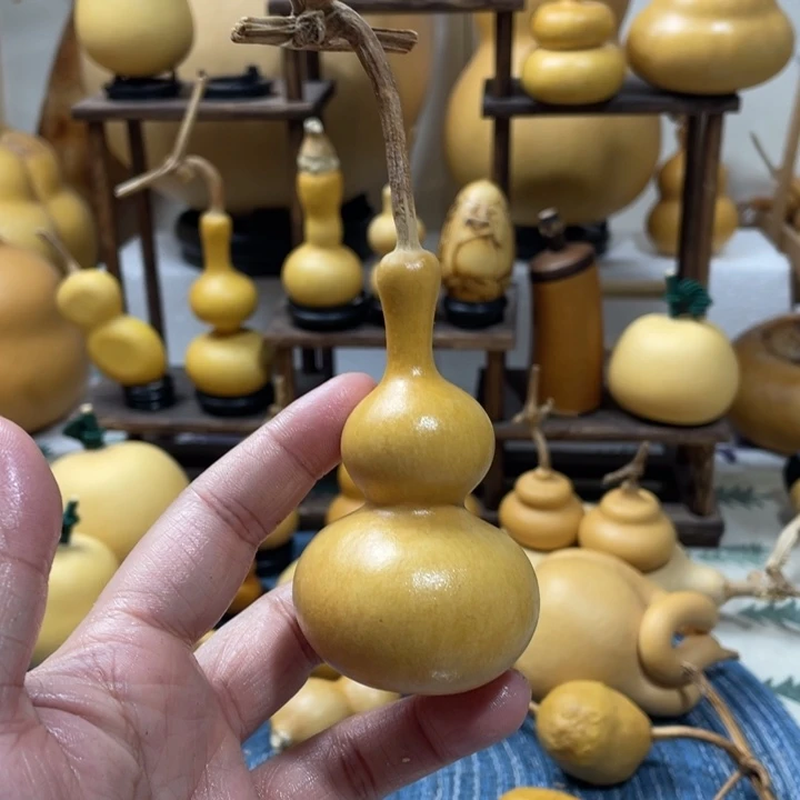 C***r25美好的一天从吃瓜开始