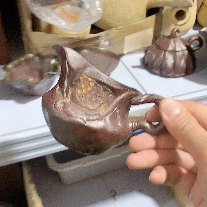 瓷片荷花的小哥哥也有