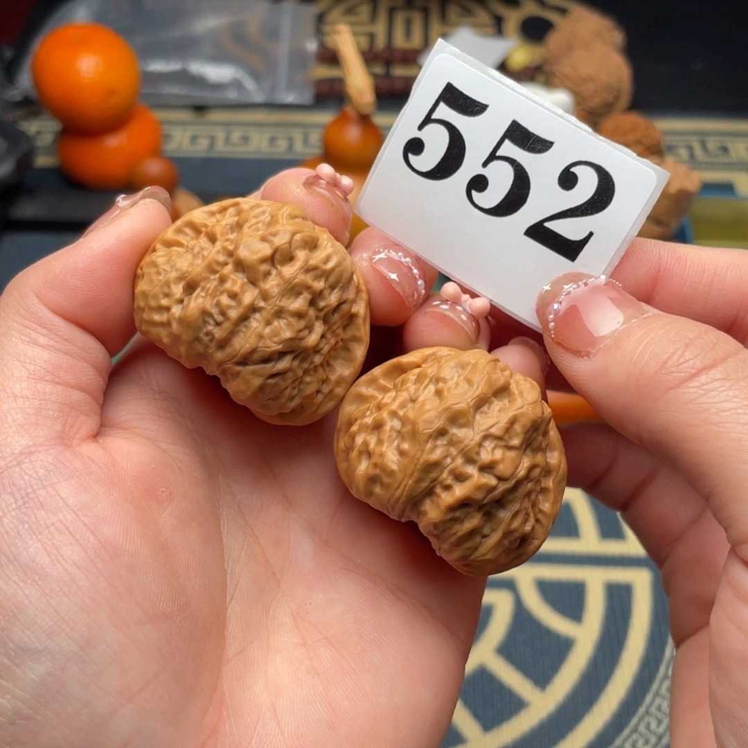 文玩核桃吊坠39蛤蟆头552号，