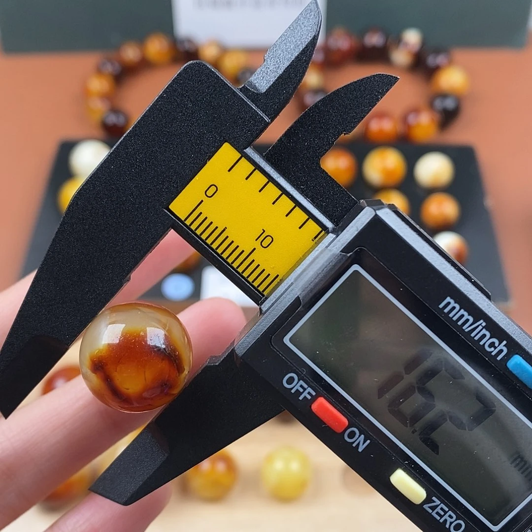 裸石琥珀未镶嵌蜜蜡