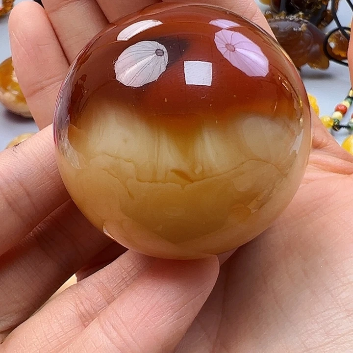 蜜蜡未镶嵌珠宝奇石