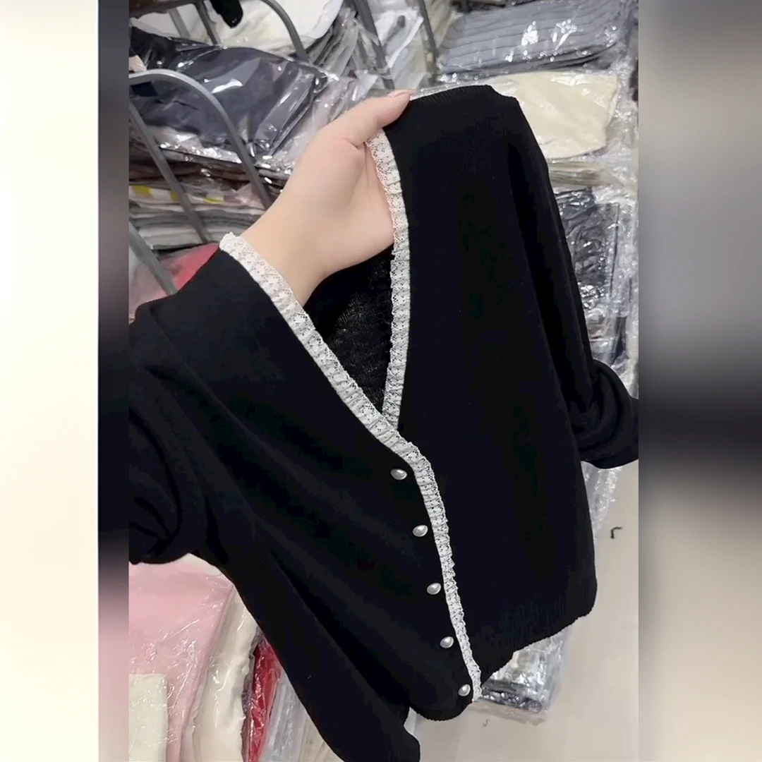 韩系蕾丝花边V领针织开衫女2025早秋新款小众宽松显瘦软糯上衣潮