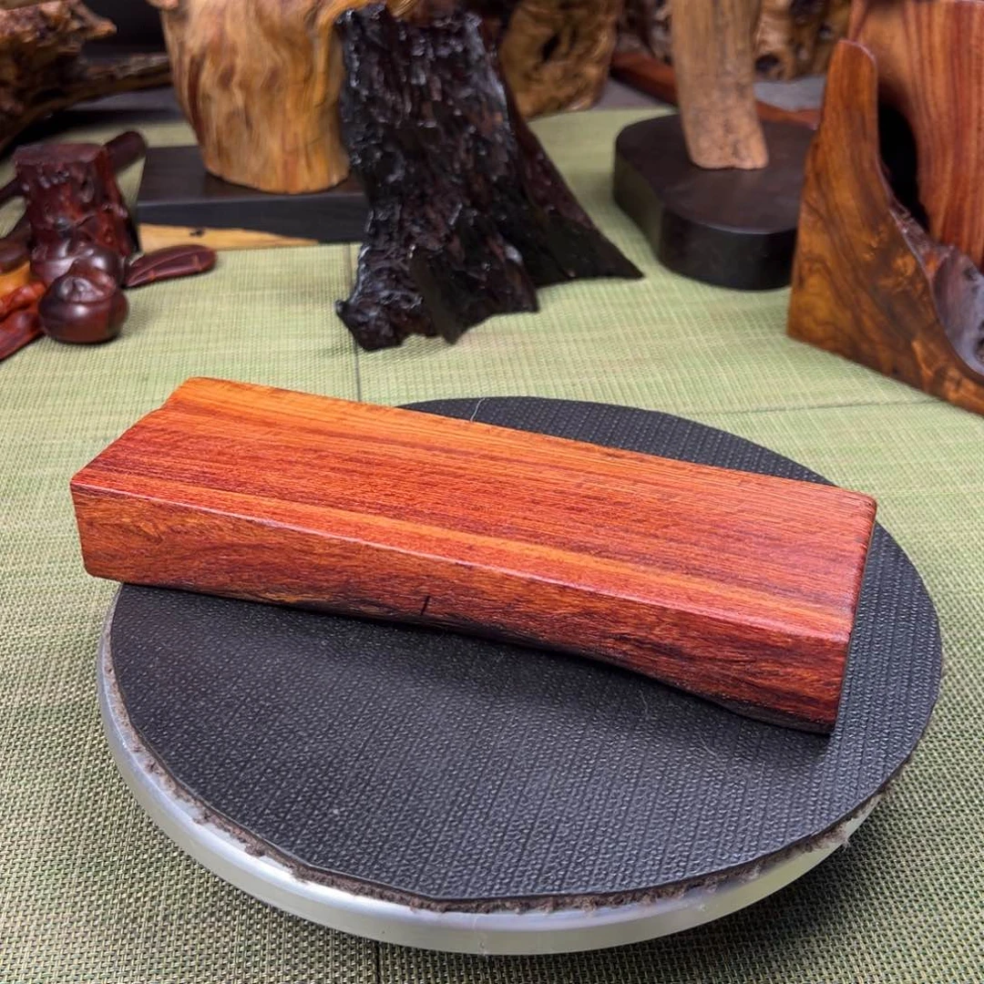 大果紫檀（缅甸花梨）龍*