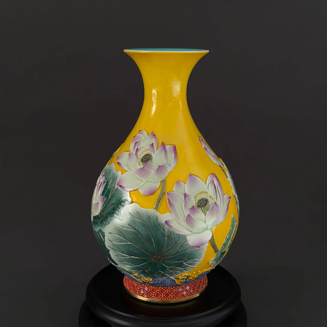 景德镇官方甄选 何平窑"雕彩黄地描金盛世 祥和玉壶春"