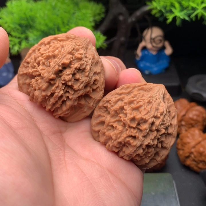 吊坠文玩核桃哒***哒45尺满天星
