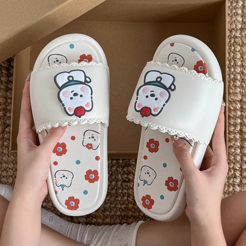 个性可爱狗狗一字拖鞋女款夏季外穿厚底2025新款居家室内防滑凉拖