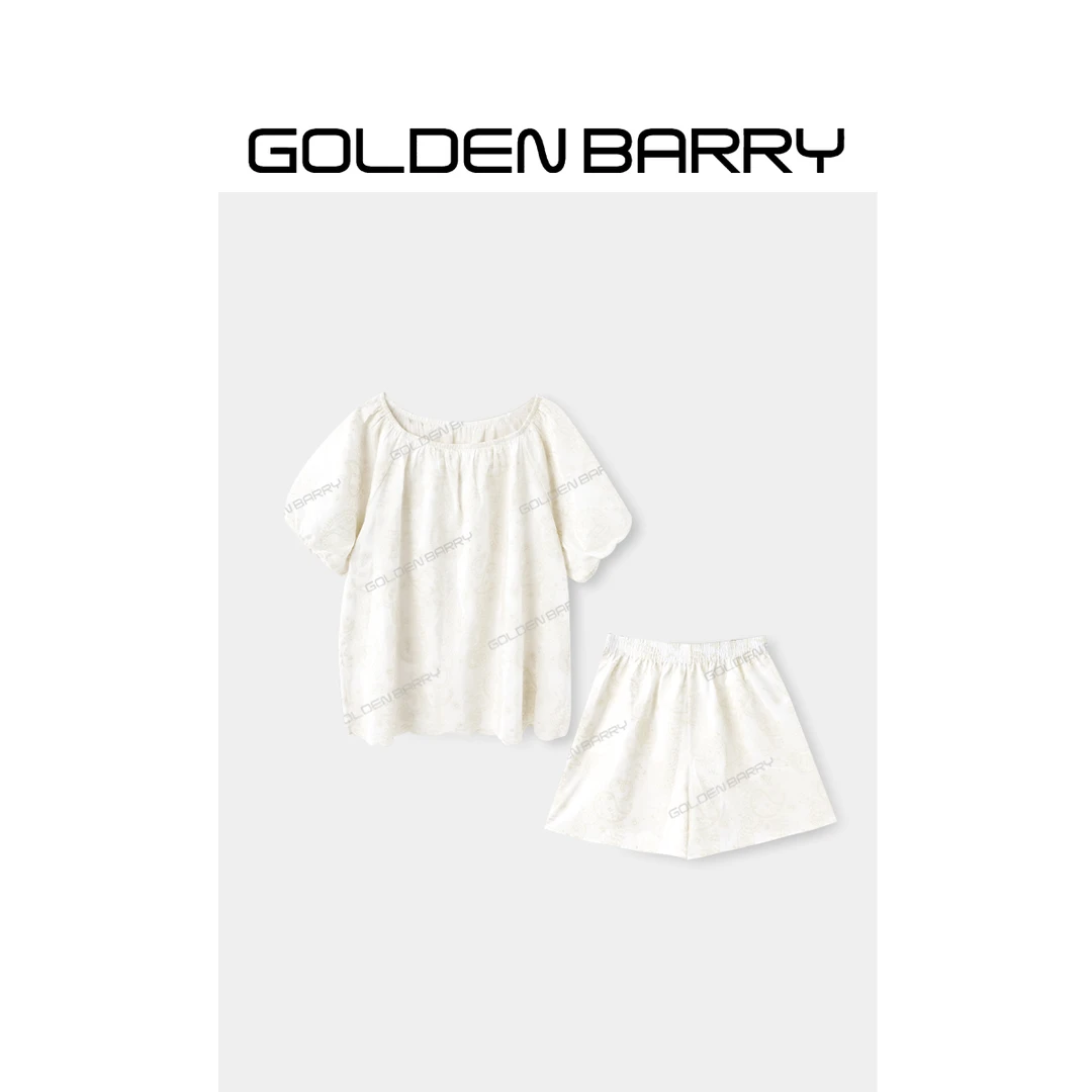 GOLDENBARRY|205106+561117度假风刺绣一字肩上衣+短裤