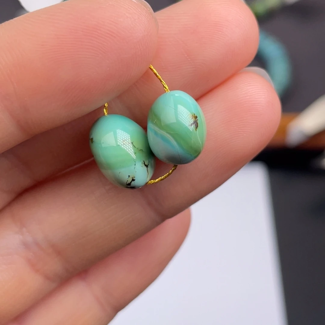 未镶嵌绿松石珠宝奇石