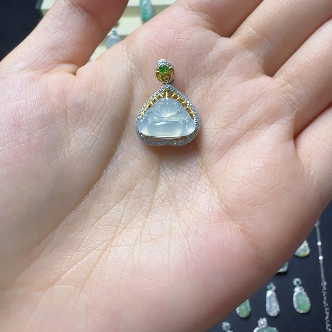 颈饰银S925镶嵌翡翠