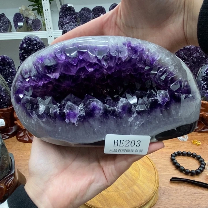 紫晶大型摆件（非配饰）未镶嵌