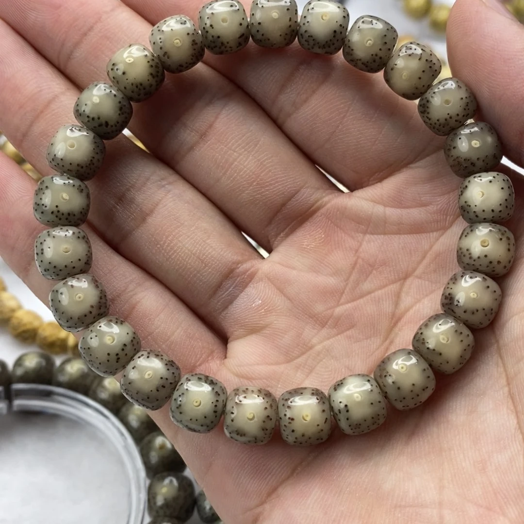 星月菩提手串甜**妈黑冰月留白