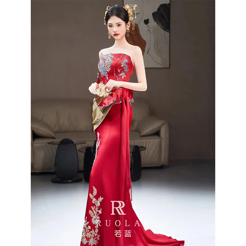 新中式晨袍2024新款酒红色新娘敬酒服结婚订婚宴会礼服裙女高级感