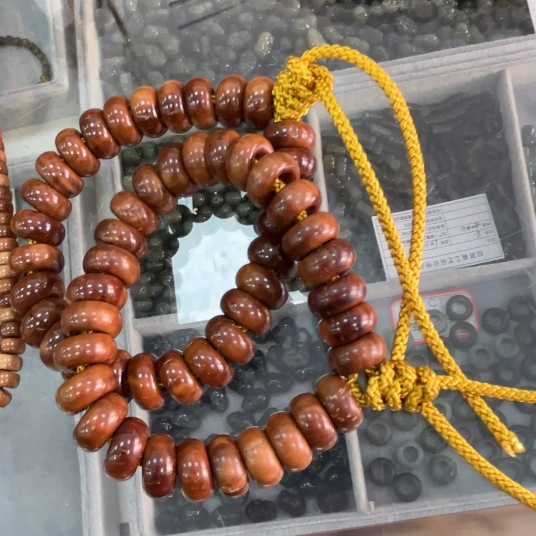 只买单纯的吊坠，没带链子，属的性质。