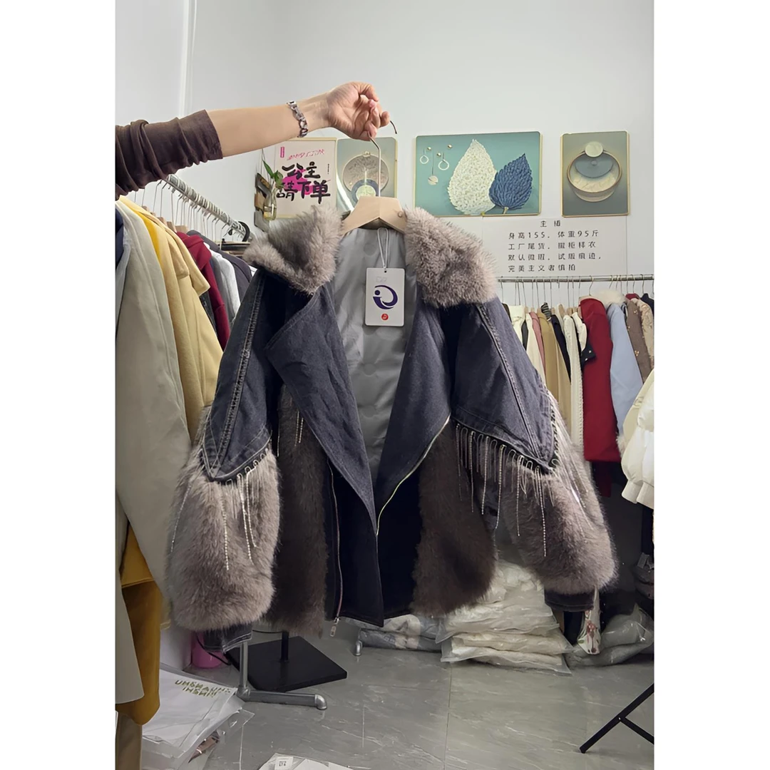 【新品尝鲜】 冬季轻奢气质流苏毛毛牛仔拼接加厚保暖外套