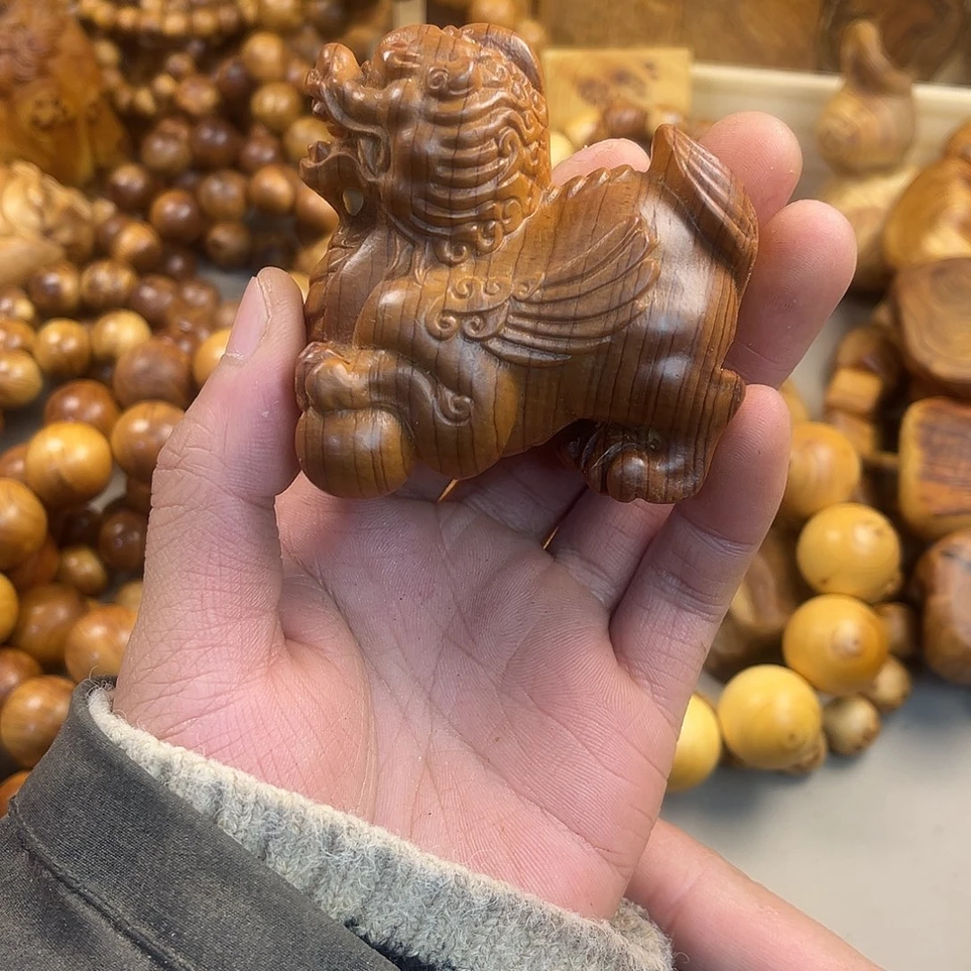 把件柏木（崖柏）麒麟